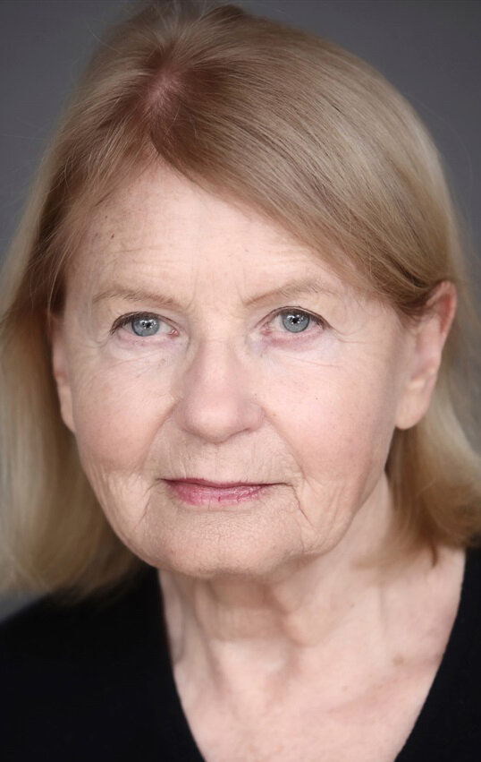 фото Женевьев Мниш