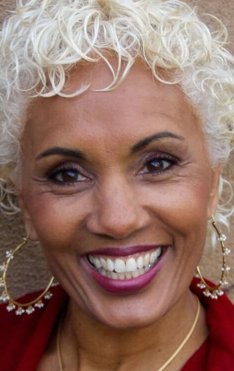 фото Дебора Сантана