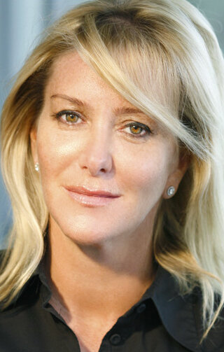 фото Кэти Баркер