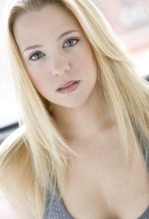 фото Эшли Лав