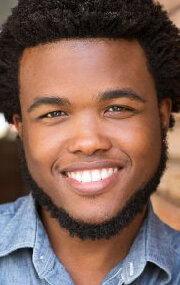 фото Каси Джеймс