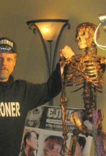 фото Ивл Джон Мейс