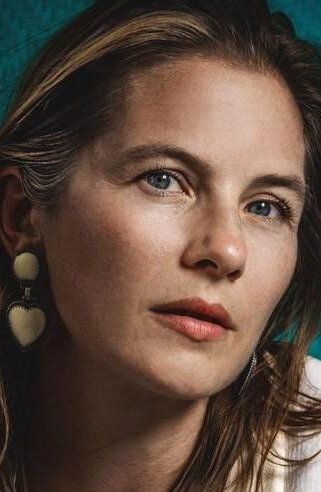 фото Лиза Карлехед