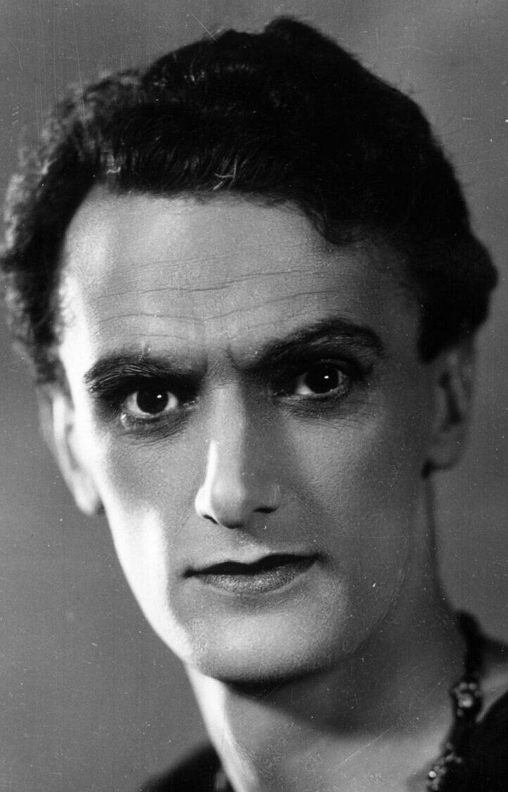 фото Джон Лори