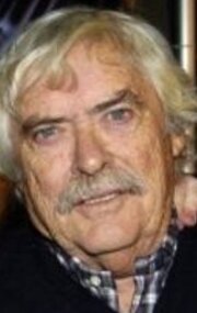 фото Дэниэл Хэллер