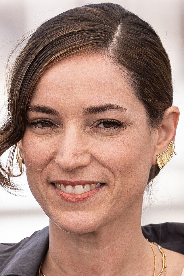 фото Эмили Лекло