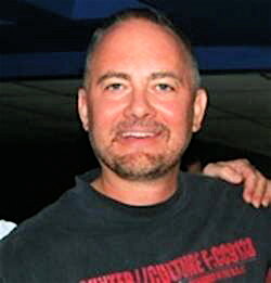 фото Кристофер Хайнс