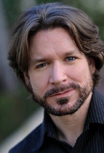 фото Томас Мур