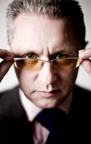 фото Луис Моллой