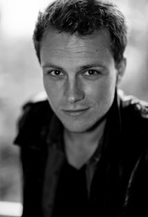 фото Роби Шинаси