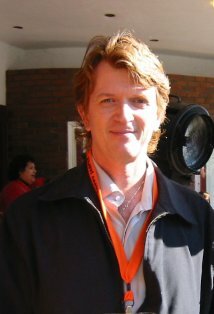 фото Michael Afendakis