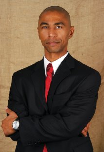 фото Куинси Ньюэлл