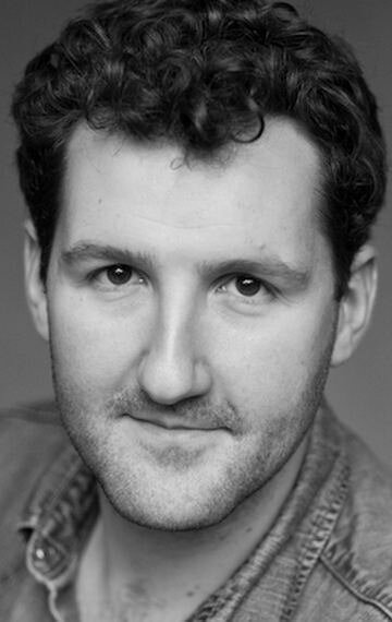 фото Джон Холлинворт