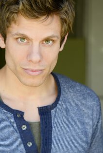 фото Шоун Томас