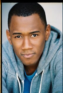 фото Джованни Адамс