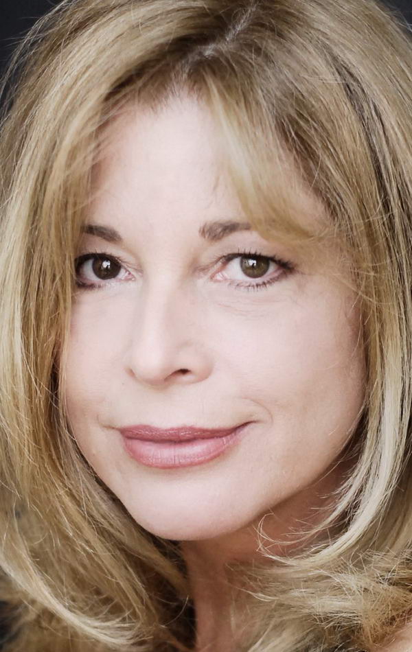 фото Оливия Паскаль