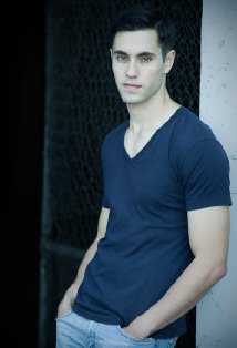 фото Люк Ривар