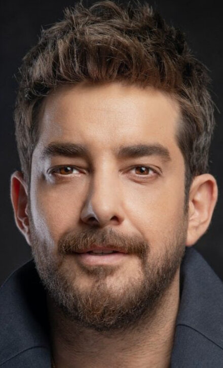 фото Енис Арикан