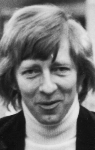 фото Джереми Ллойд