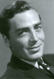 фото Джон Ховард