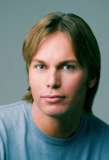 фото Тана Смит