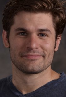 фото Адам Рини