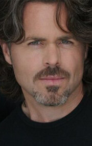 фото Майкл Диксон