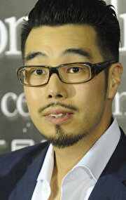 фото Рой Чоу