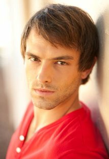 фото Люк Скроджинс