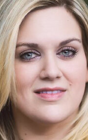 фото Лайна Лоукс