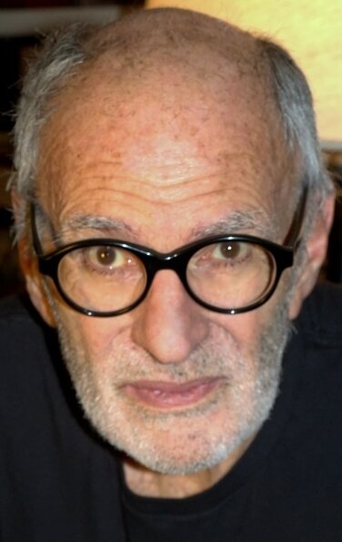 фото Ларри Крамер