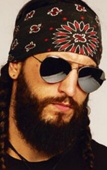 фото Томми Клафетос