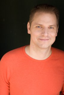 фото Пол Томас