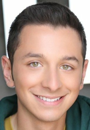 фото Стивен Манго