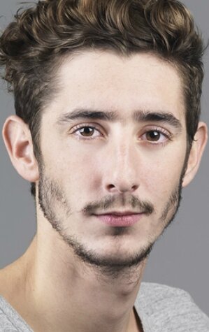 фото Энрик Окер