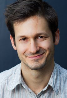 фото Пьер Кэртхью