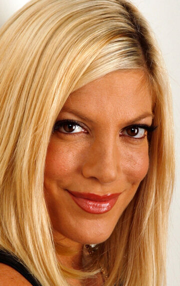 фото Тори Спеллинг