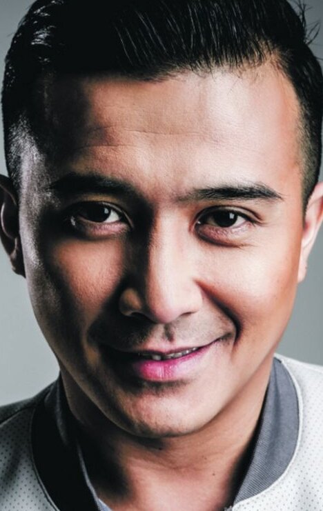 фото Аарон Азиз