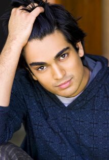 фото Эш Нэйр