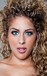 фото Джуллиса Линн