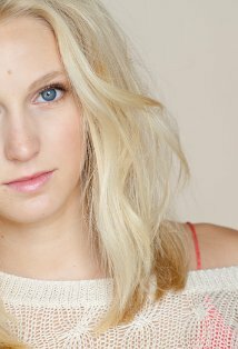 фото Челси Реннер