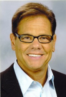 фото Питер Алойзиу