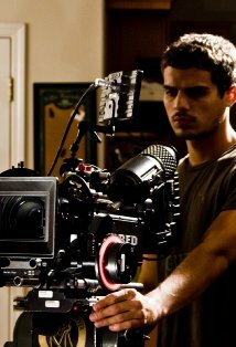 фото Мак Фолкнер