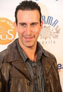 фото Адам Уильям Уорд