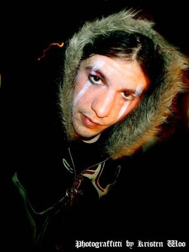 фото Адам Альт