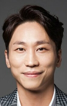 фото Мин Сон-ук