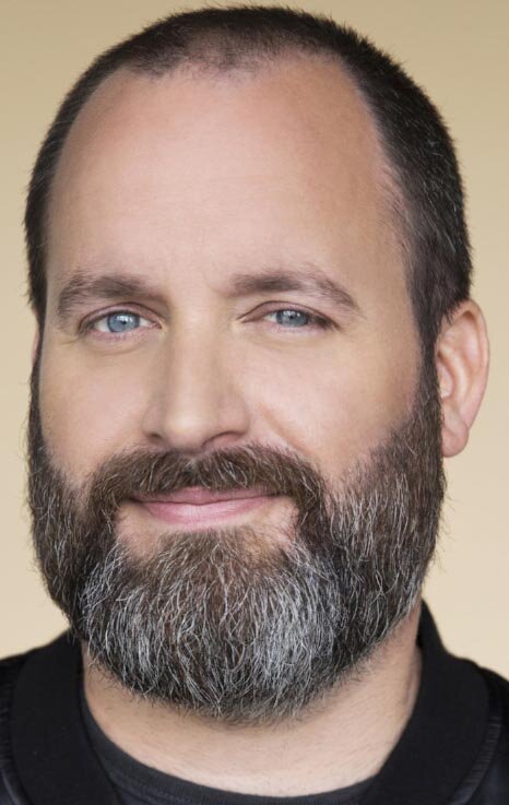 фото Том Сегура