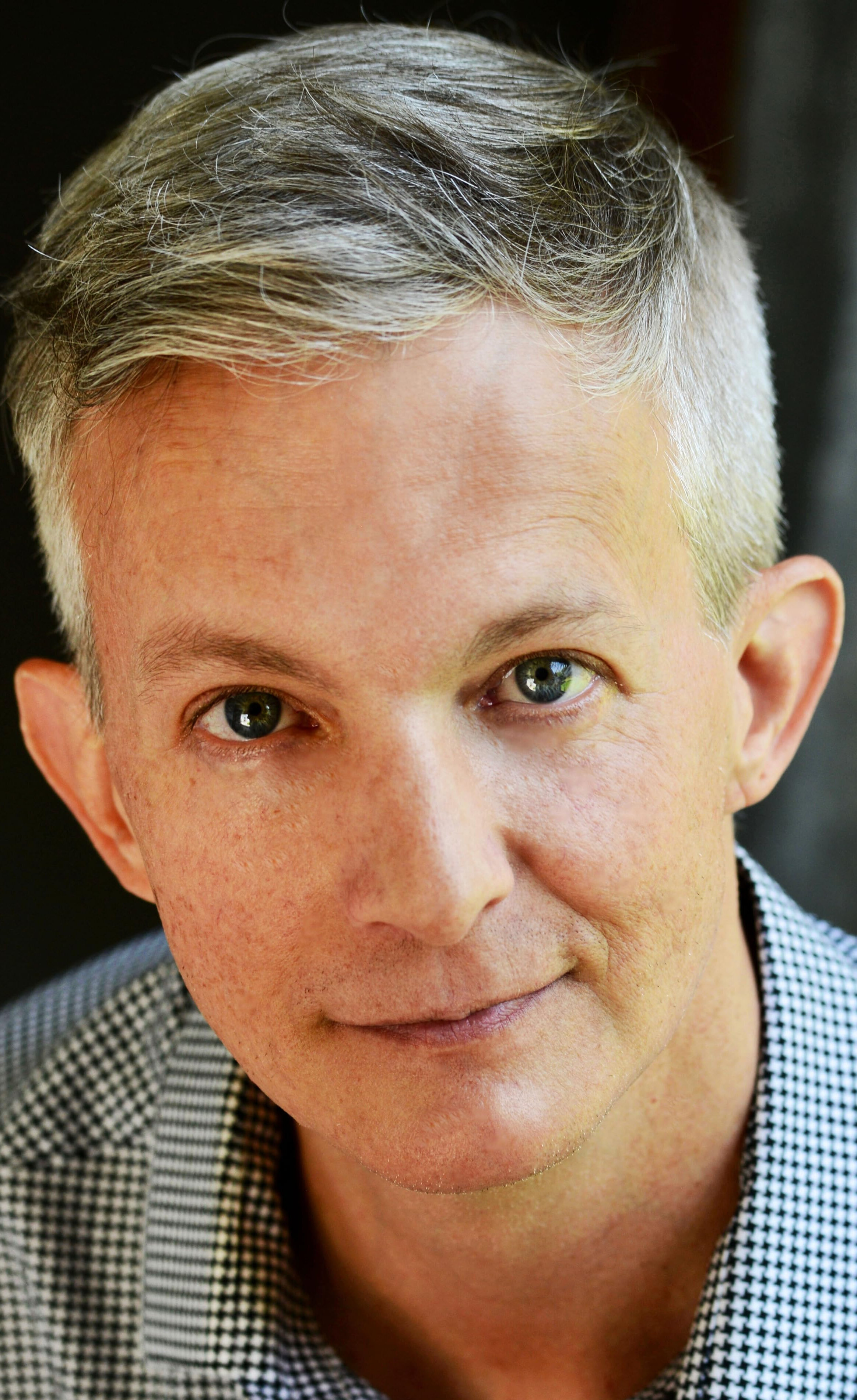 фото Диан Бахар