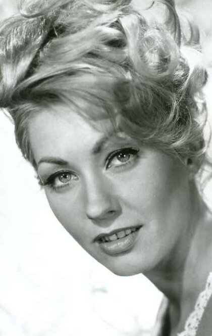 фото Джуди Уэст