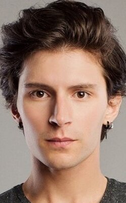 фото Бора Дженгиз